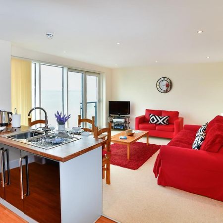 Meridian Quay Apartments, By Jsw Short Stay Swansea Zewnętrze zdjęcie