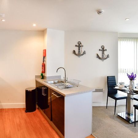 Meridian Quay Apartments, By Jsw Short Stay Swansea Zewnętrze zdjęcie
