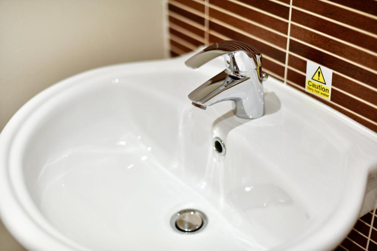 Meridian Quay Apartments, By Jsw Short Stay Swansea Zewnętrze zdjęcie