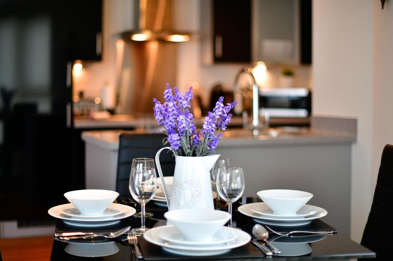 Meridian Quay Apartments, By Jsw Short Stay Swansea Zewnętrze zdjęcie